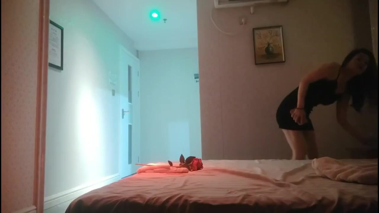 精选成人视频在线首发：超清流畅色视频在线观看在线播放专线